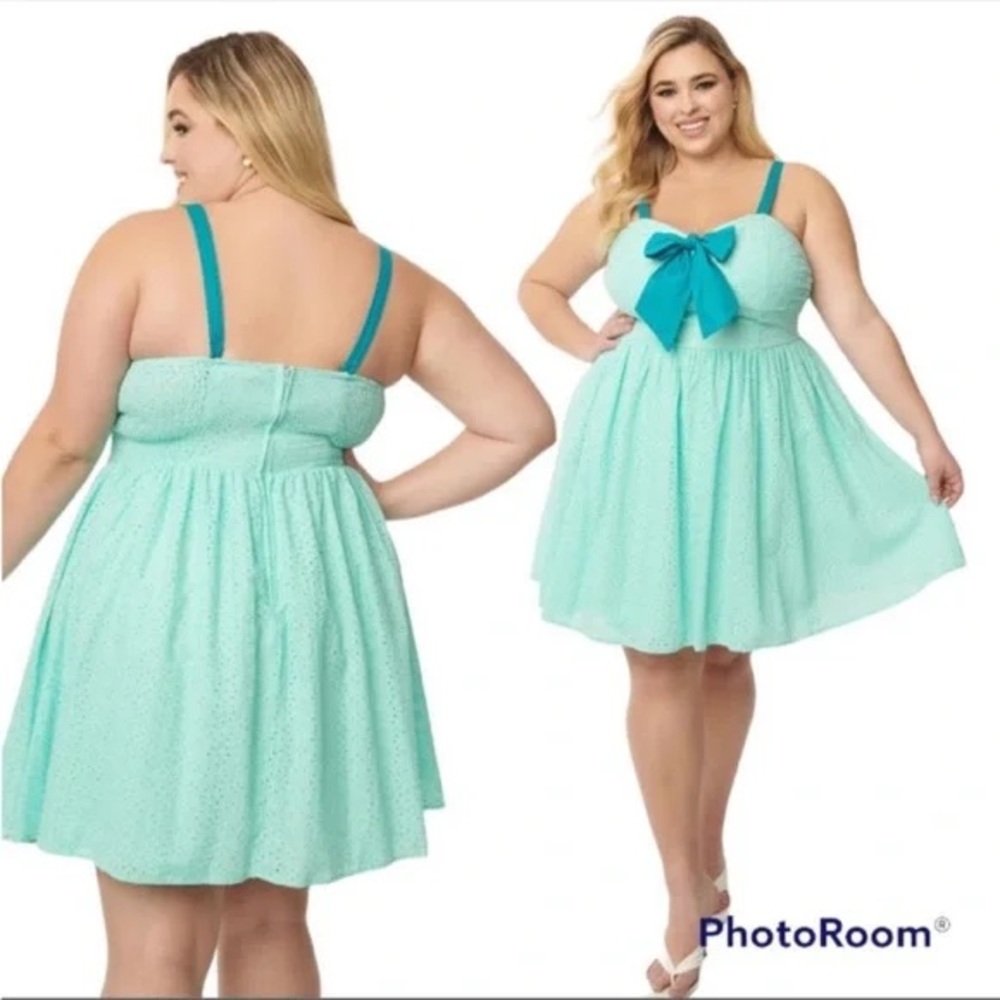 NWT Unique Vintage Eyelet Bow Dress